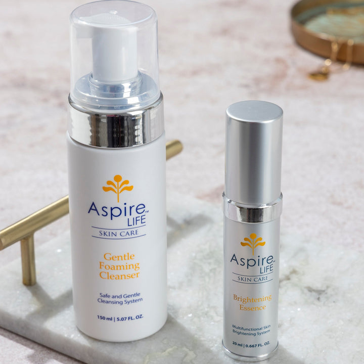 AspireLIFE® Brightening Set – targeted skincare duo for fading discoloration and boosting radiance with Vitamin C and antioxidants.